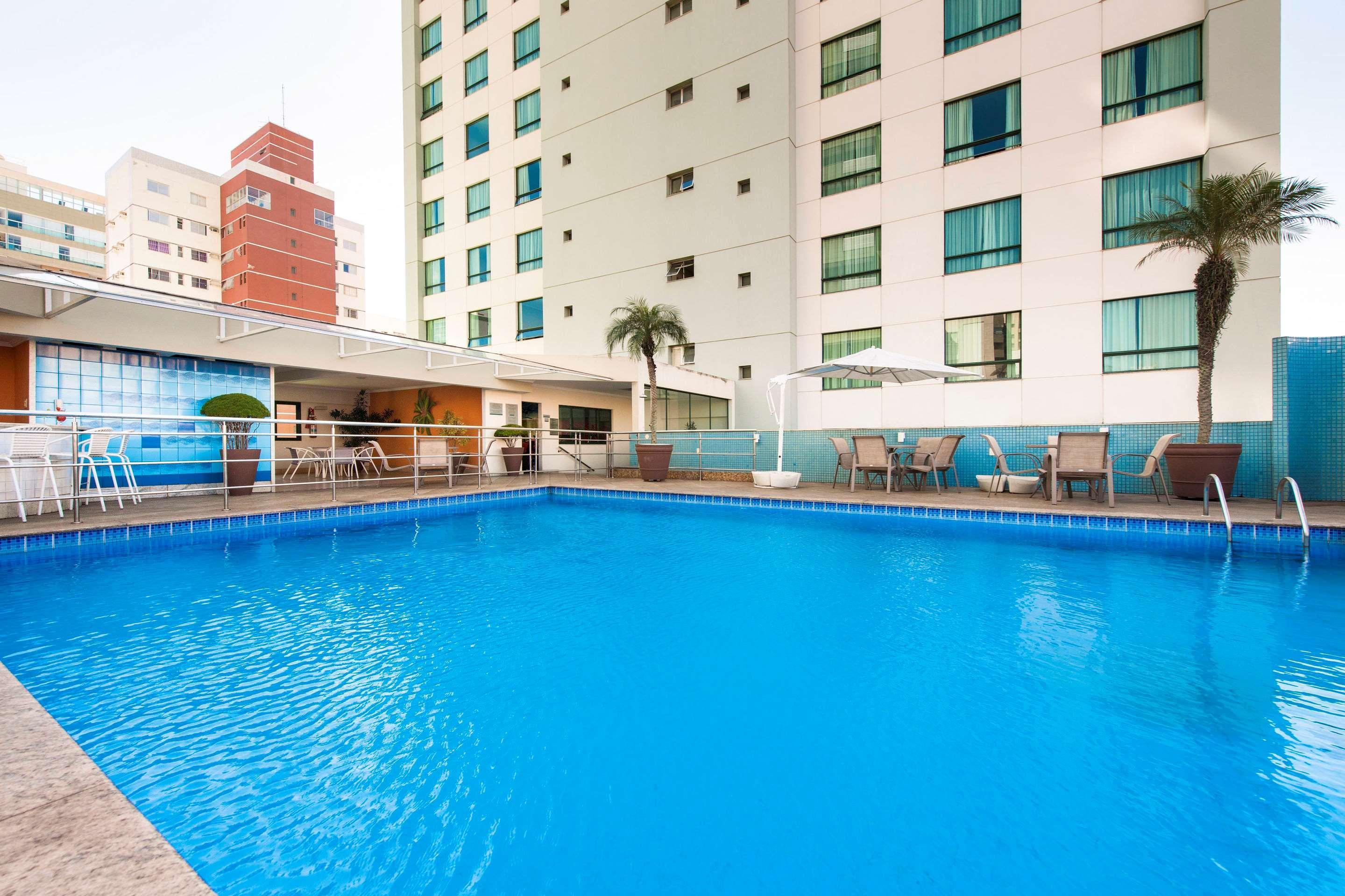 Comfort Suites Vitória Exterior foto